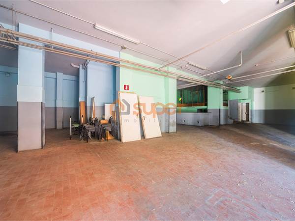 Negozio in vendita a Perugia