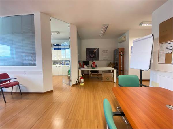 Ufficio in affitto a Madonna Alta