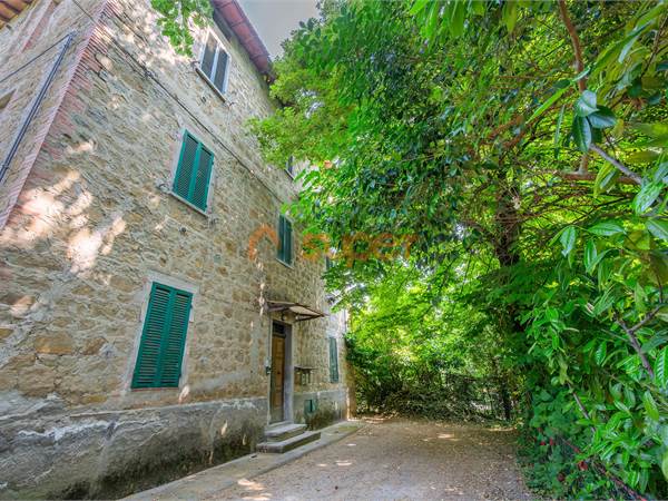 TRILOCALE IMMERSO NEL VERDE