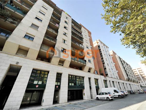 BELLISSIMO APPARTAMENTO QUADRILOCALE 