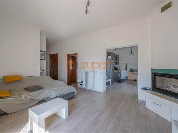  Appartamento in casa singola con giardino
