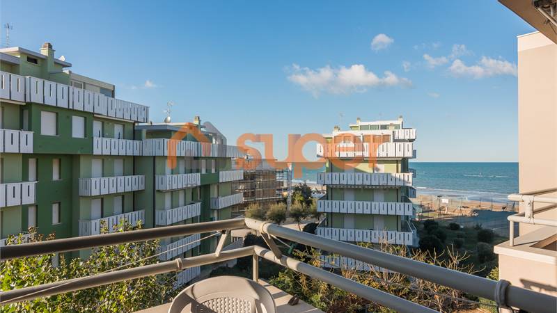 TRILOCALE VISTA MARE A TORRETTE DI FANO