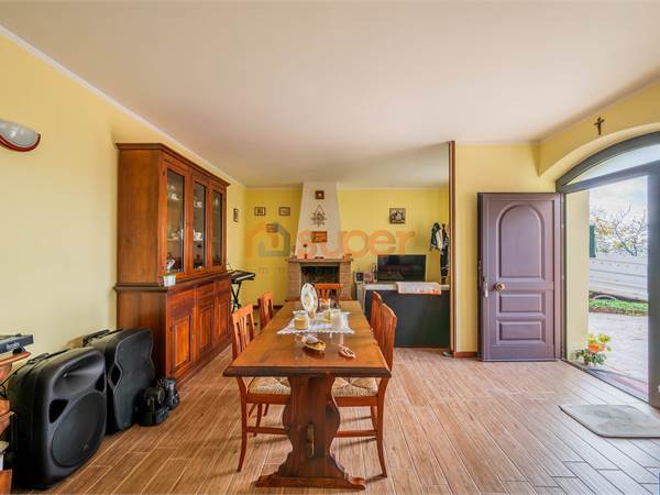 CASA SINGOLA AD ASSISI