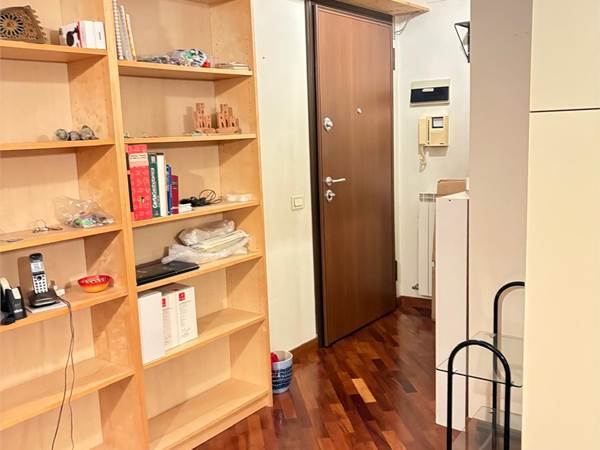 TRILOCALE IN AFFITTO IN VIA CORTONESE