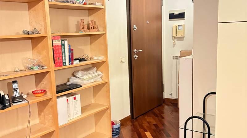 TRILOCALE IN AFFITTO IN VIA CORTONESE