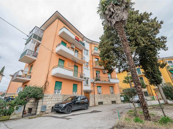 APPARTAMENTO TRILOCALE A PONTE SAN GIOVANNI