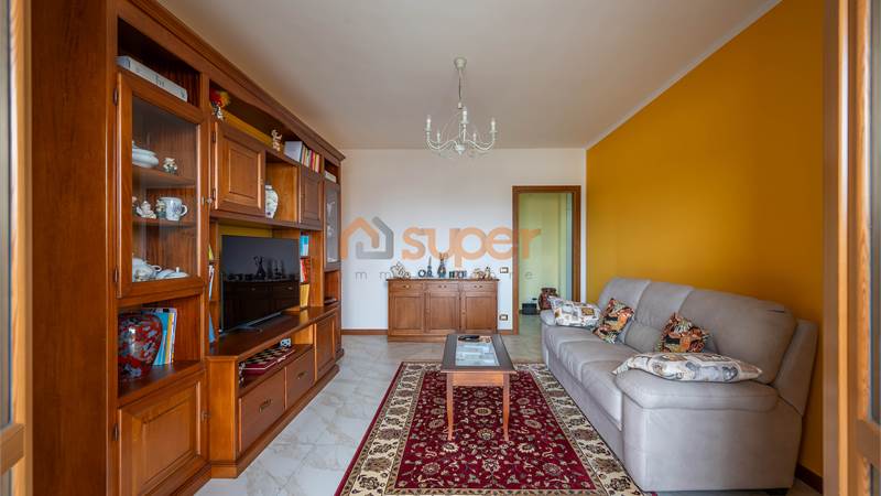 QUADRILOCALE A VILLA PITIGNANO 