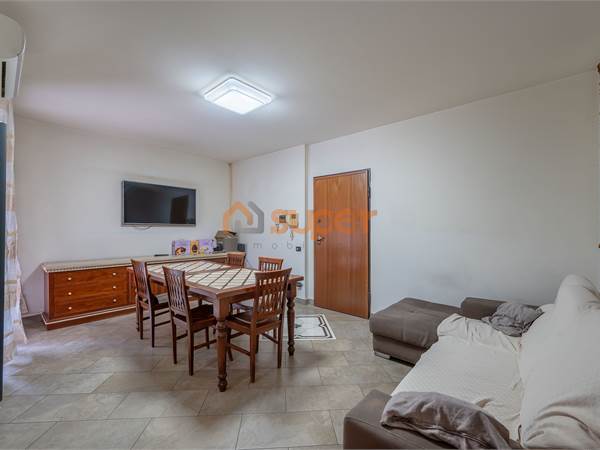 TRILOCALE AL PIANO TERRA A BALANZANO