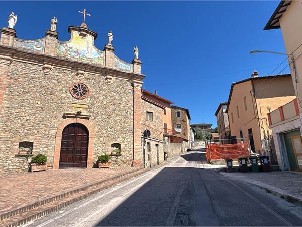 STORICO CIELO-TERRA DA RISTRUTTURARE A RIPAPIANCA