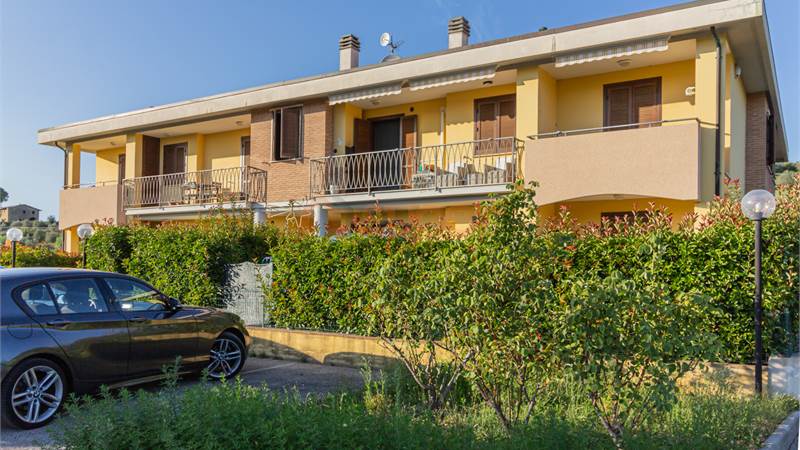 TRILOCALE CON TERRAZZO ABITABILE A CASA DEL DIAVOLO