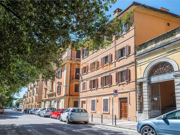 APPARTAMENTO CON GIARDINO IN CENTRO STORICO