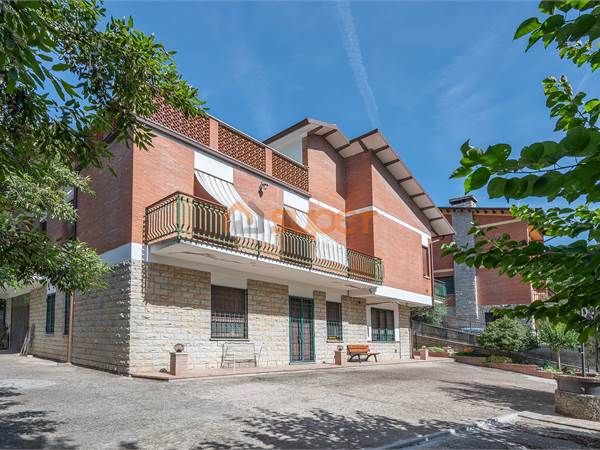 DUE UNITA' ABITATIVE A PIEVE DI CAMPO