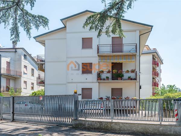 QUADRILOCALE A PONTE VALLECEPPI