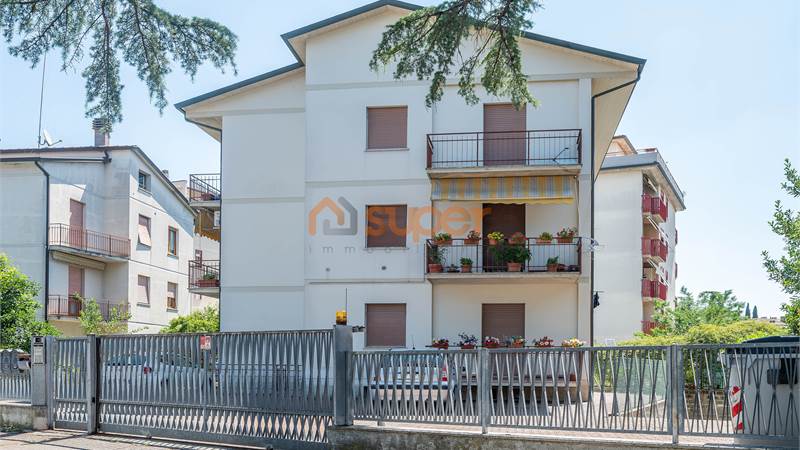 QUADRILOCALE A PONTE VALLECEPPI