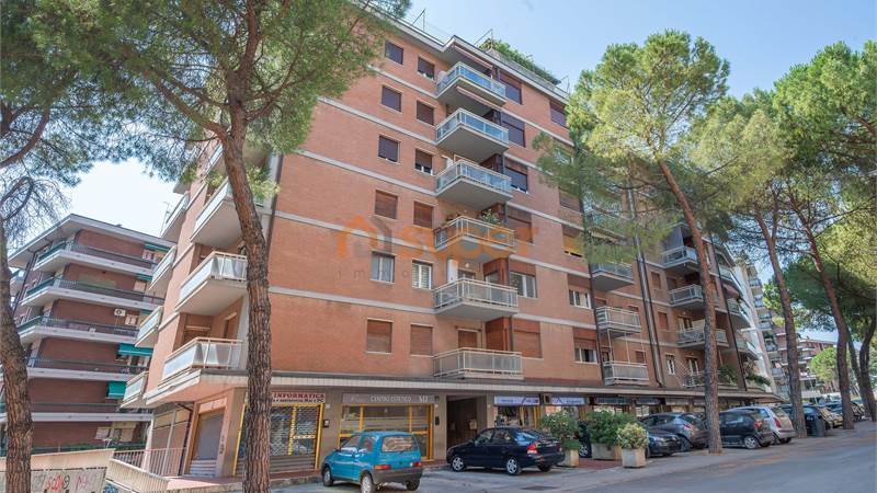 NEGOZIO A MADONNA ALTA