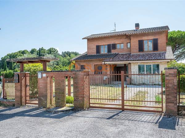 VILLA A COLOMBELLA