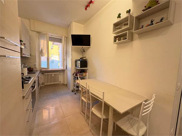 QUADRILOCALE IN AFFITTO IN VIA DEI FILOSOFI - PER STUDENTI 