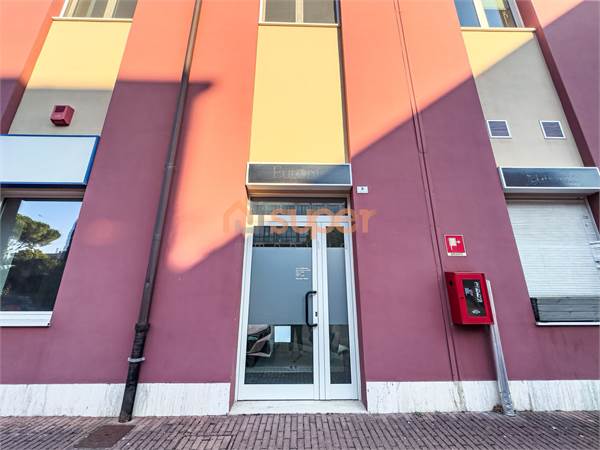 VENDESI CENTRO ESTETICO A BASTIA UMBRA