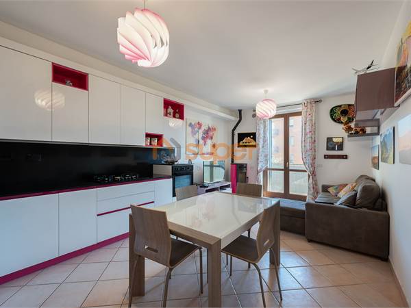 APPARTAMENTO CON INGRESSO INDIPENDENTE