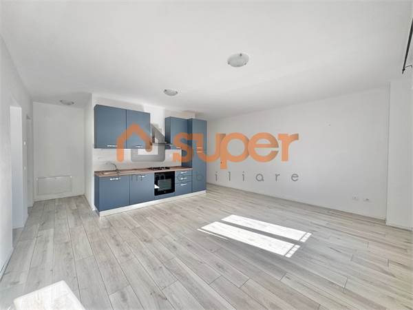 TRILOCALE RISTRUTTURATO E SENZA CONDOMINIO