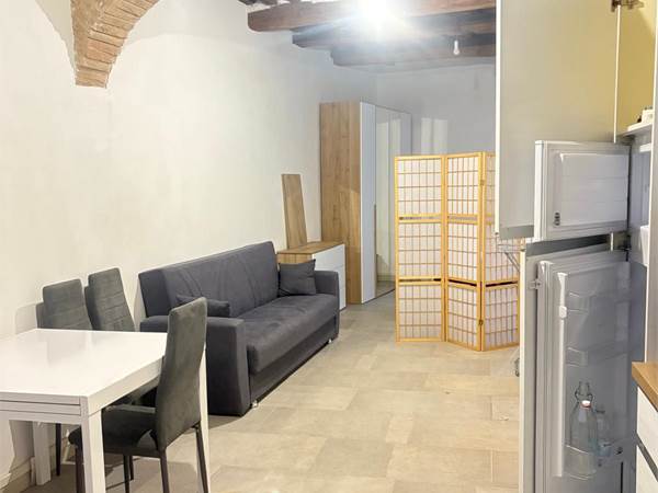 AFFITTO CENTRO STORICO - PER STUDENTI