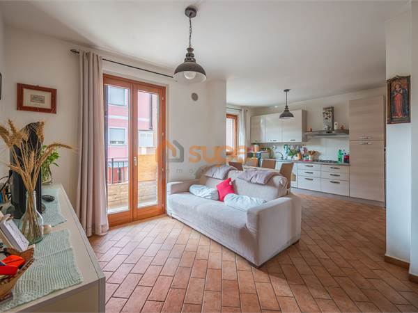 APPARTAMENTO TRILOCALE A CASTEL DEL PIANO